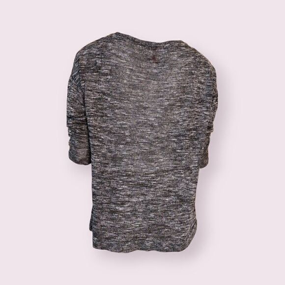 (3/$15) Divided H&M Gray Scoopneck Sweater Top - Picture 3 of 5